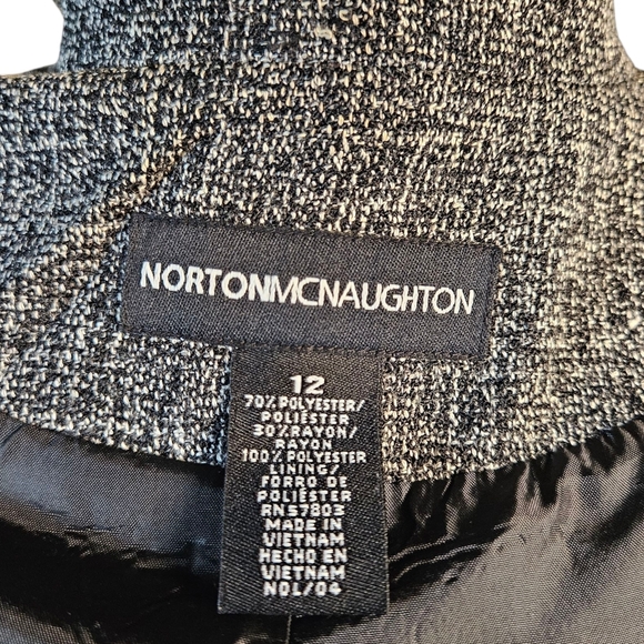 Norton McNaughton Gray Tweed Blazer with Black Flower - Picture 10 of 10